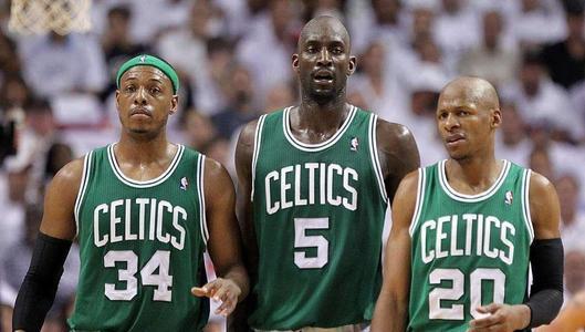  湖人加时苦战逆转击败凯尔特人