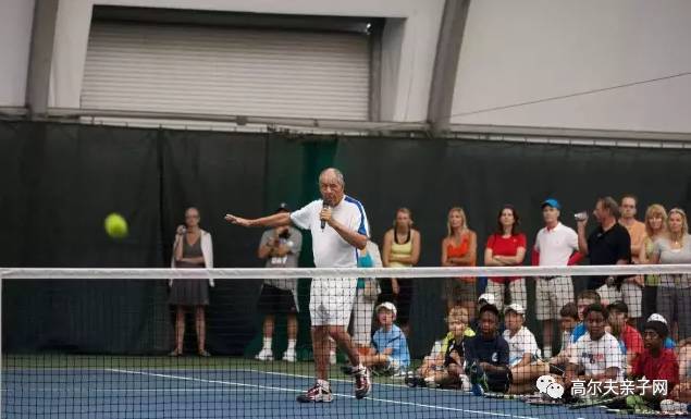  网球名宿贝克尔执教青年队，开启特训营招募
