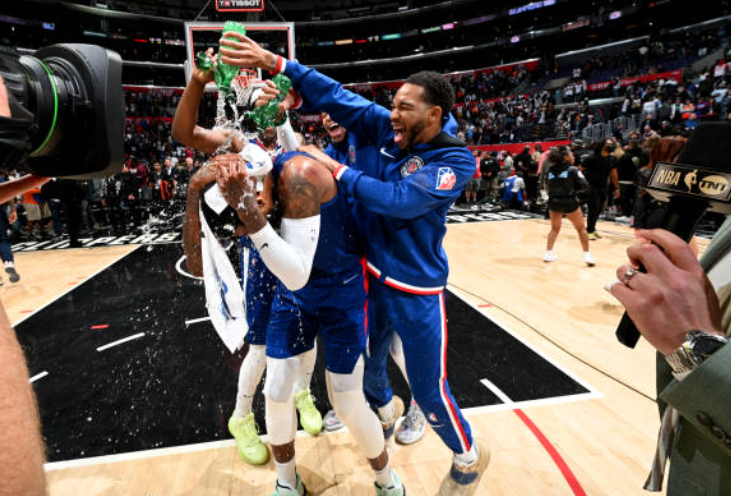  伤病归来状态火热，核心回归激活全队