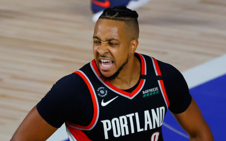  麦科勒姆末节发威开拓者逆转国王