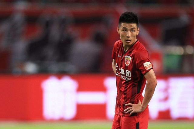  新生代球星横空出世，足坛未来值得期待